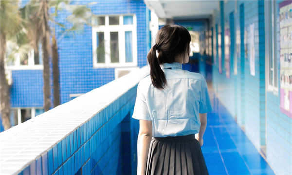 会泽如何找到一个可以帮助我生孩子的女人？